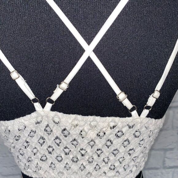 Francesca’s lace criss cross back bralette w/4 adjustable straps white sz Med - Picture 6 of 8